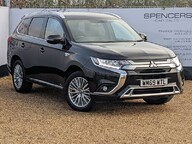 Mitsubishi Outlander PHEV DYNAMIC 1