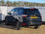 Ford Kuga ST-LINE TDCI 6