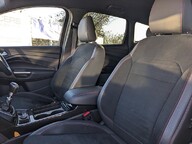 Ford Kuga ST-LINE TDCI 16