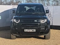 Land Rover Defender X-DYNAMIC SE MHEV 2