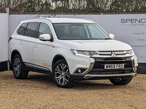 Mitsubishi Outlander DI-D 4 1