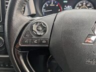 Mitsubishi Outlander DI-D 4 12