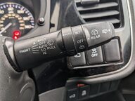 Mitsubishi Outlander DI-D 4 14
