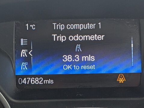 Ford Focus TITANIUM TDCI 30