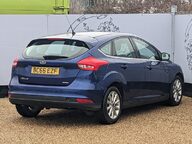 Ford Focus TITANIUM TDCI 9