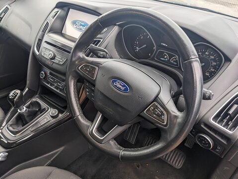 Ford Focus TITANIUM TDCI 20