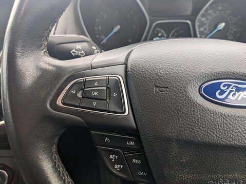 Ford Focus TITANIUM TDCI 21