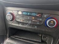 Ford Focus TITANIUM TDCI 27