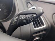 Ford Focus TITANIUM TDCI 23