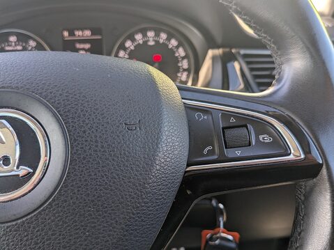Skoda Rapid Spaceback SPACEBACK SE SPORT TSI 22