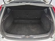Volvo V40 D2 R-DESIGN LUX NAV 19