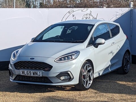 Ford Fiesta ST-2 3