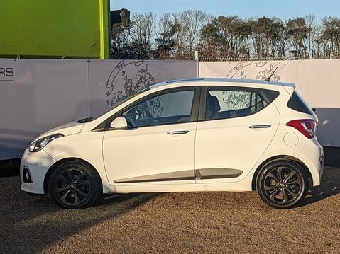 Hyundai i10 PREMIUM SE 4