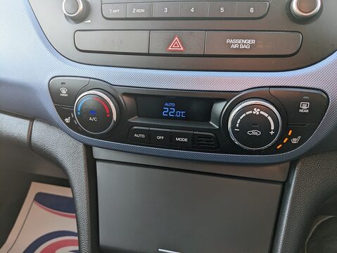 Hyundai i10 PREMIUM SE 21