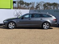 Jaguar XF PORTFOLIO 4