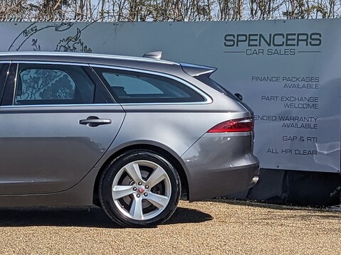 Jaguar XF PORTFOLIO 6