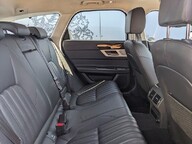 Jaguar XF PORTFOLIO 17