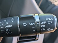 Jaguar XF PORTFOLIO 28