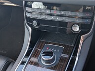 Jaguar XF PORTFOLIO 29