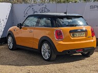 Mini Hatch COOPER 7