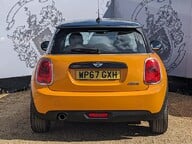 Mini Hatch COOPER 8