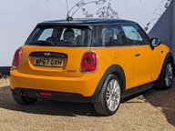 Mini Hatch COOPER 9