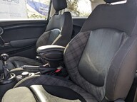 Mini Hatch COOPER 21