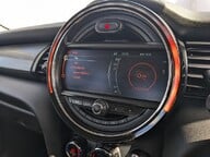 Mini Hatch COOPER 23