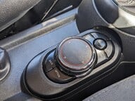 Mini Hatch COOPER 25