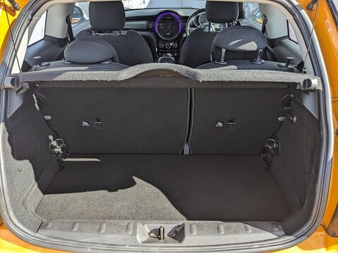 Mini Hatch COOPER 28