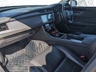 Jaguar XF R-SPORT 8
