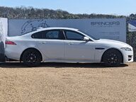 Jaguar XF R-SPORT 9