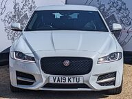 Jaguar XF R-SPORT 32