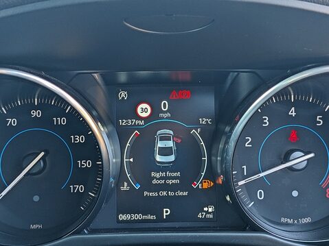 Jaguar XF R-SPORT 21