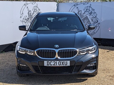 BMW 3 Series 330E M SPORT