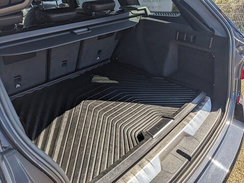BMW 3 Series 330E M SPORT 19
