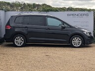 Volkswagen Touran SE FAMILY TDI BLUEMOTION TECHNOLOGY DSG 10