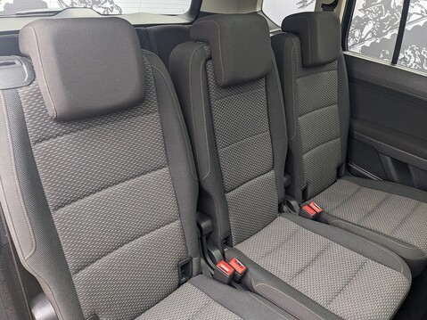 Volkswagen Touran SE FAMILY TDI BLUEMOTION TECHNOLOGY DSG 16