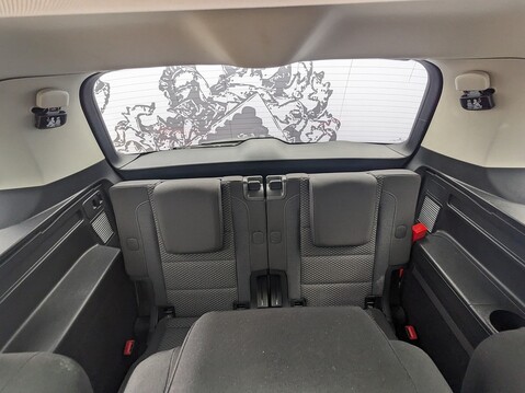 Volkswagen Touran SE FAMILY TDI BLUEMOTION TECHNOLOGY DSG 19