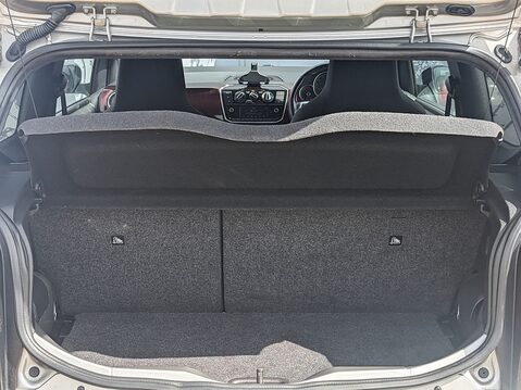 Volkswagen Up UP GTI 17