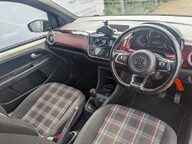 Volkswagen Up UP GTI 14