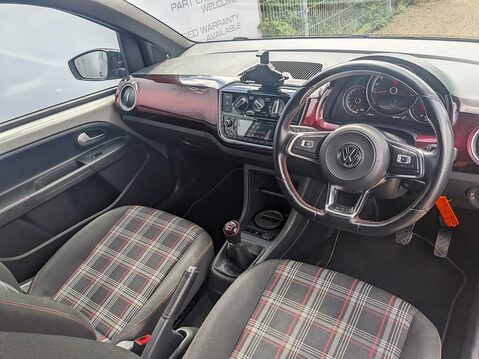 Volkswagen Up UP GTI 14