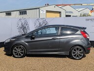 Ford Fiesta ST-LINE 4