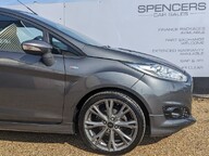 Ford Fiesta ST-LINE 11
