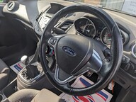 Ford Fiesta ST-LINE 19
