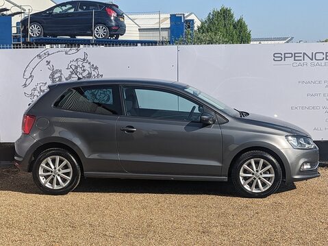 Volkswagen Polo MATCH TSI DSG 10