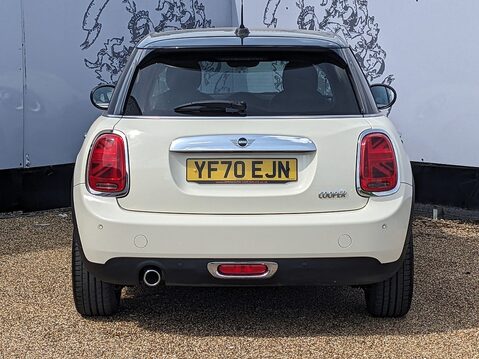 Mini Hatch COOPER EXCLUSIVE 8