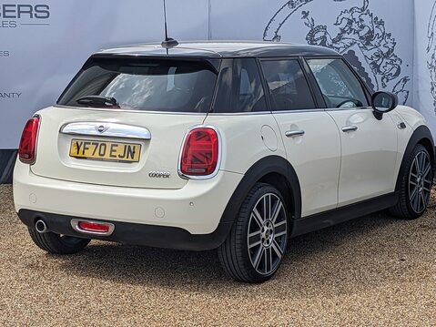 Mini Hatch COOPER EXCLUSIVE 9