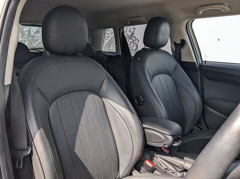 Mini Hatch COOPER EXCLUSIVE 11