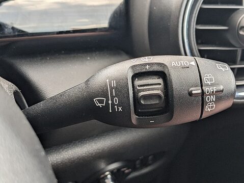 Mini Hatch COOPER EXCLUSIVE 16